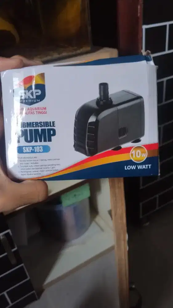 Mesjn aquarium 1700lh (minus gumoil tutupny,ga ngaruh apa²)