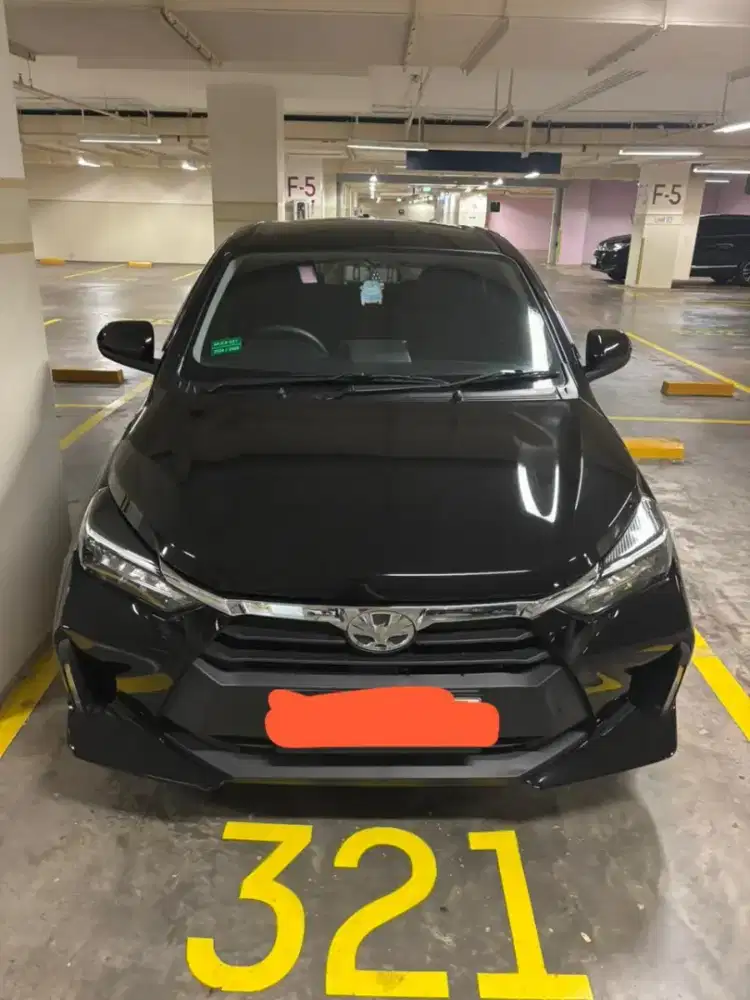 Toyota Agya 1,2 G Matic warna hitam 2023