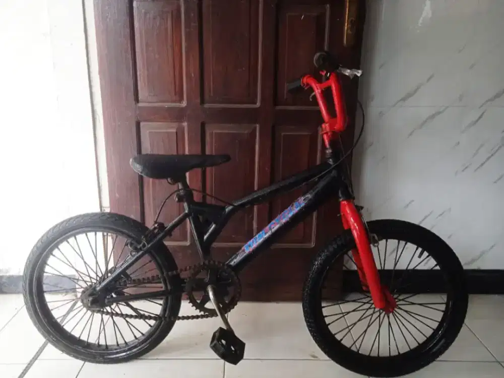 Sepeda anak Bmx uk18