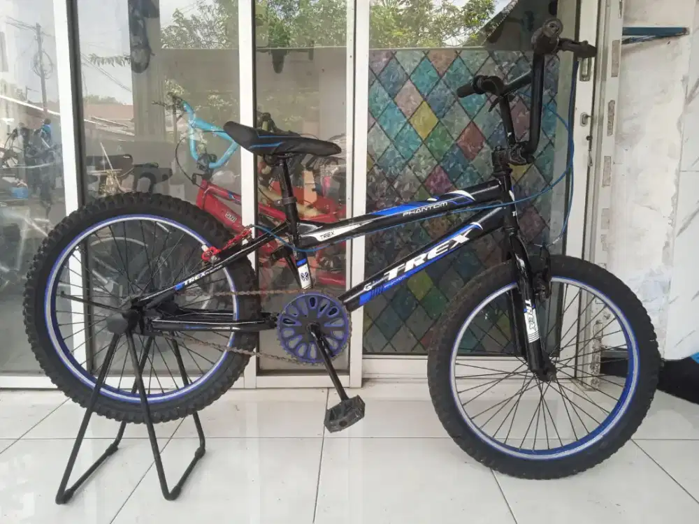 Sepeda anak Bmx uk20