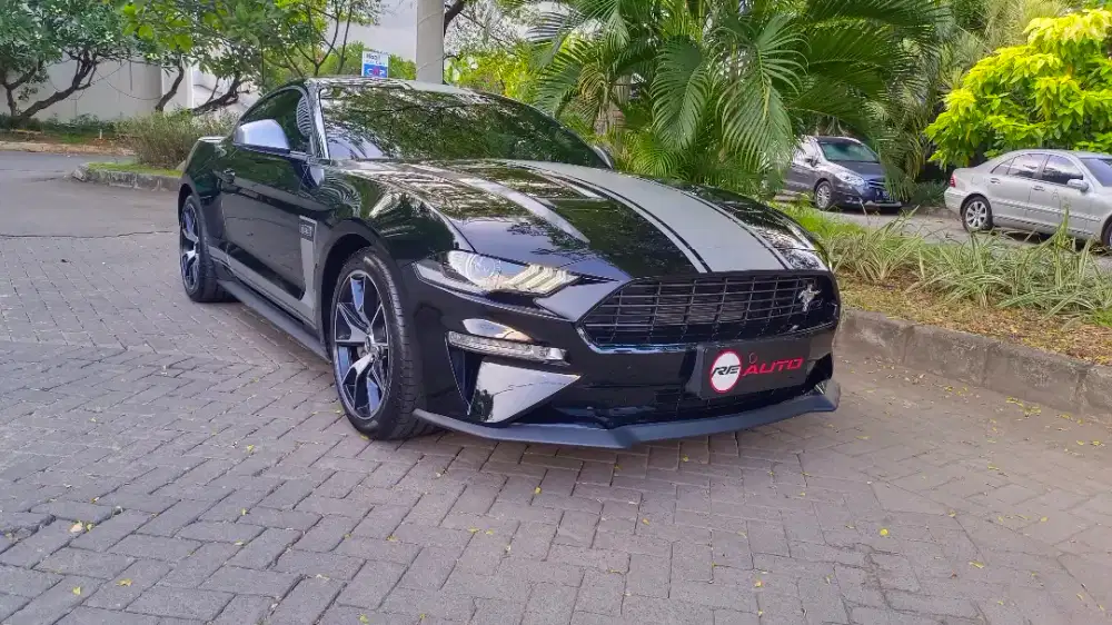 FORD MUSTANG 2.3 FACELIFT PERFORMANCE 2022 AT HITAM