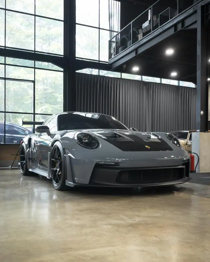 Porsche 911 GT3 RS Weissach Package (992)