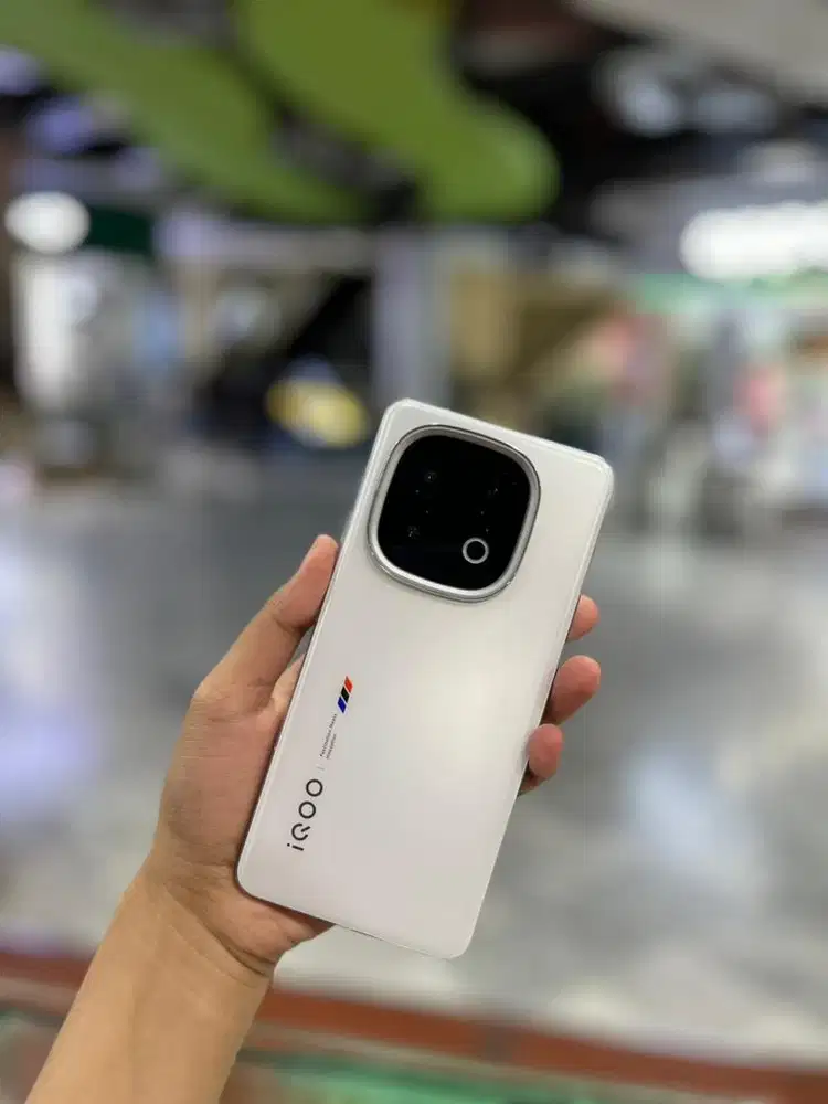 Iqoo 13 16/1tb second like new full set