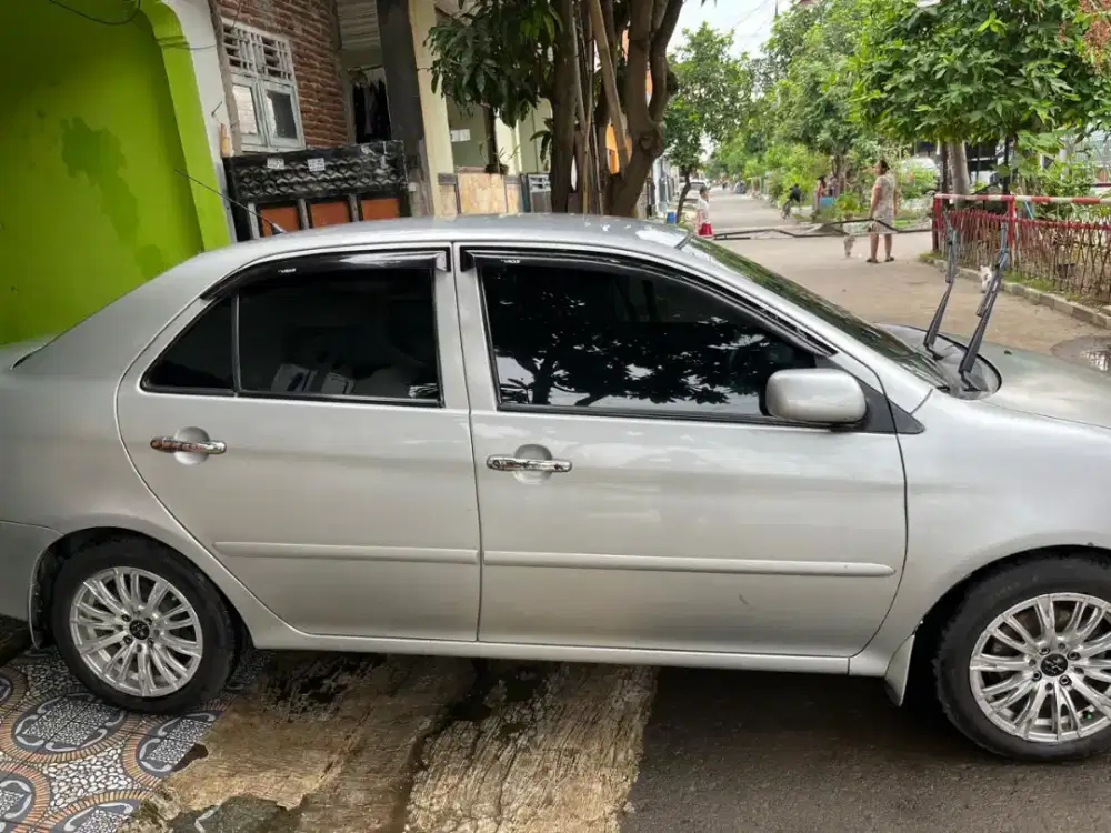 jual santai mobil kesayangan.Toyota Vios 2003 Atas nama pribadi