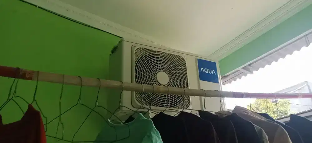 Jual AC AQUA 1/2 PK