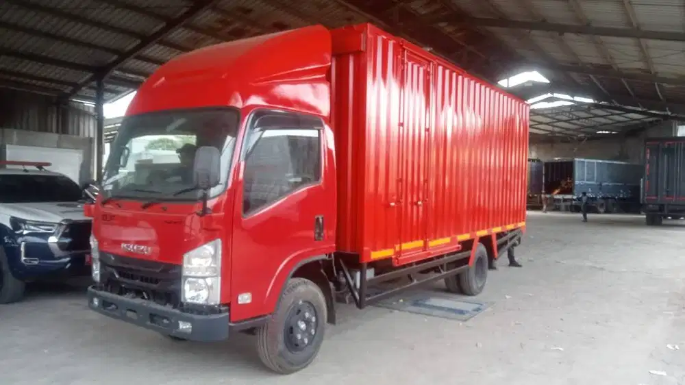 [Mobil Baru] isuzu nmr long truk box besi cdd kredit dibantu