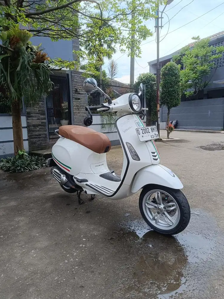 Vespa  primavera tahun 2019