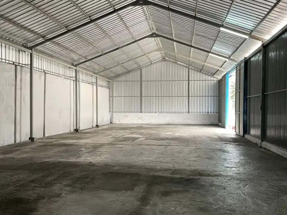 Disewakan Gudang Luas Siap Pakai Nyaman Lokasi di Sayap Soekarno Hatta Bandung