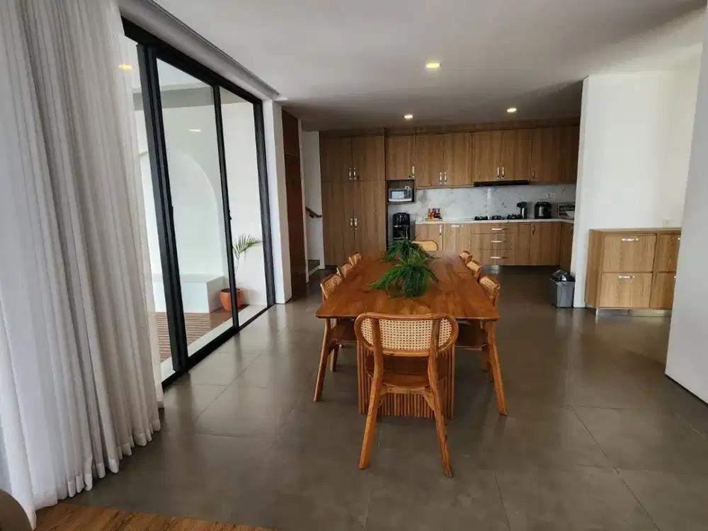 Dijual Cepat Villa Cantik 2 Lantai View Kota Bandung di Dago Village