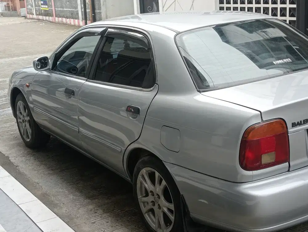Suzuki Baleno 2001 Bensin