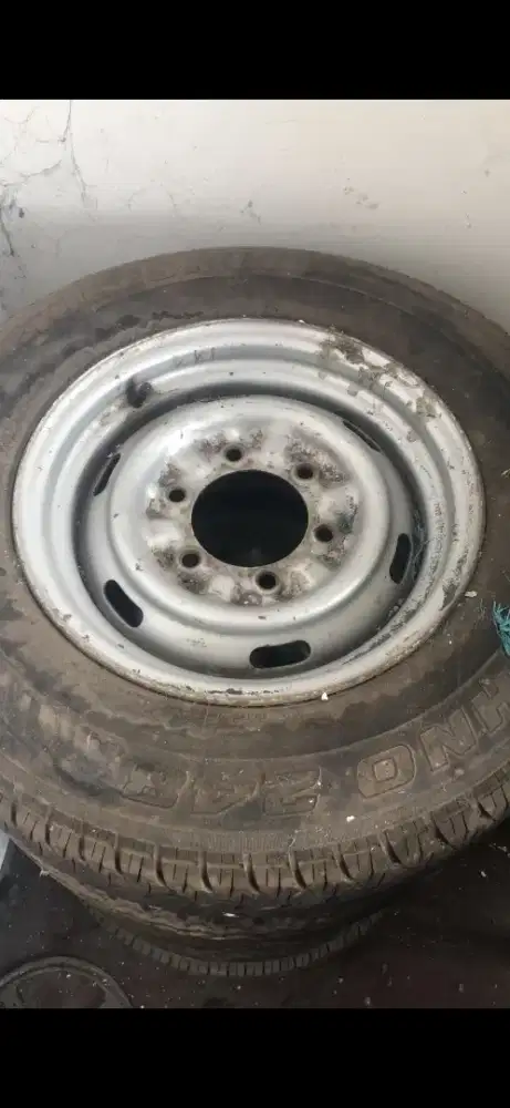 Velg dan Ban (5 set).. R14.. SBY