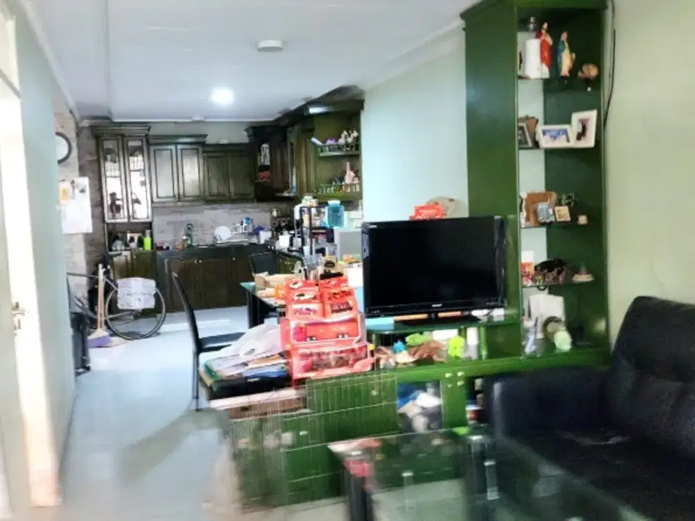 Dijual Rumah 1 3/4 lantai di Citra Garden 2. Kalideres, Jakarta Barat