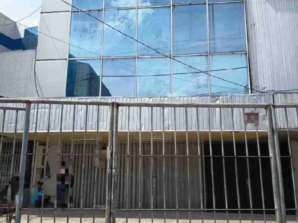 RUKO SEWA PINGGIR JALAN AKTIF DI PASAR BARU, JAKARTA PUSAT