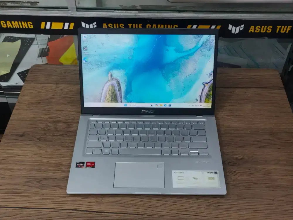 Asus Vivobook M415DA/Amd Ryzen 3-3250u/Ram 8GB/SSD 256GB