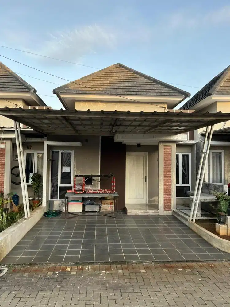 RUMAH CANTIK DISEWAKAN DEPOK CINANGKA
