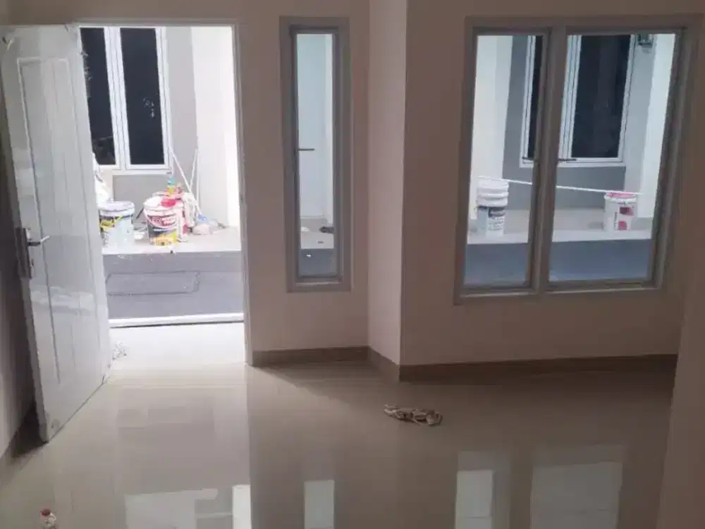 Rumah modern 2 lantai siap huni di  johar baru Jakarta pusat lokasi nyaman