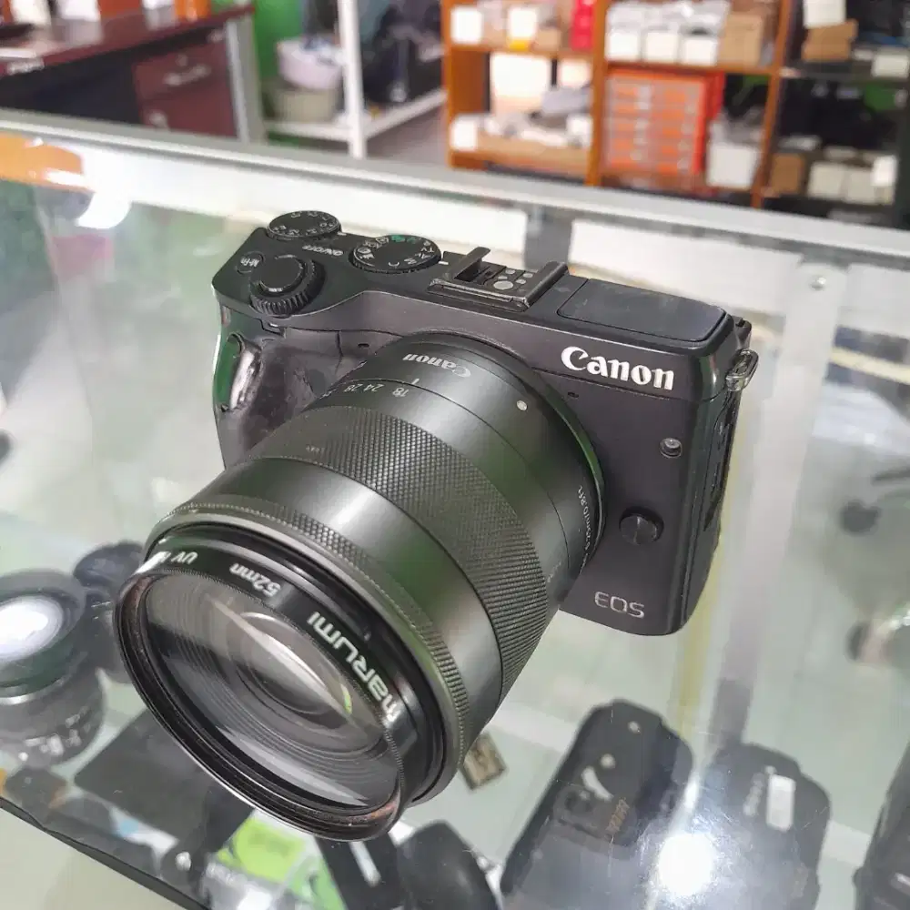 mirrorless canon eos m3