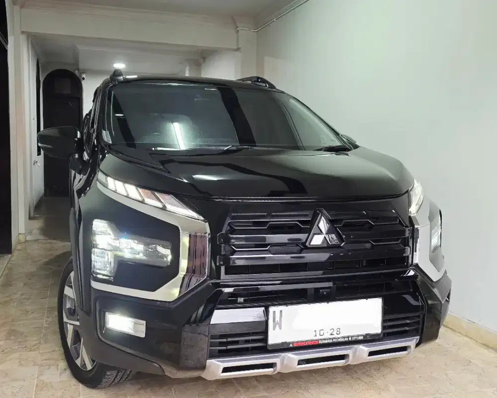 Km5rb!! Xpander Cross Premium 2023