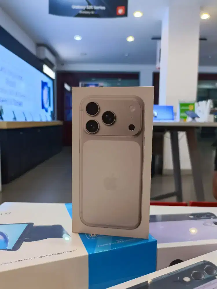 iPhone 17 Pro 256GB Silver iBox Bisa Kredit Paylater 0%