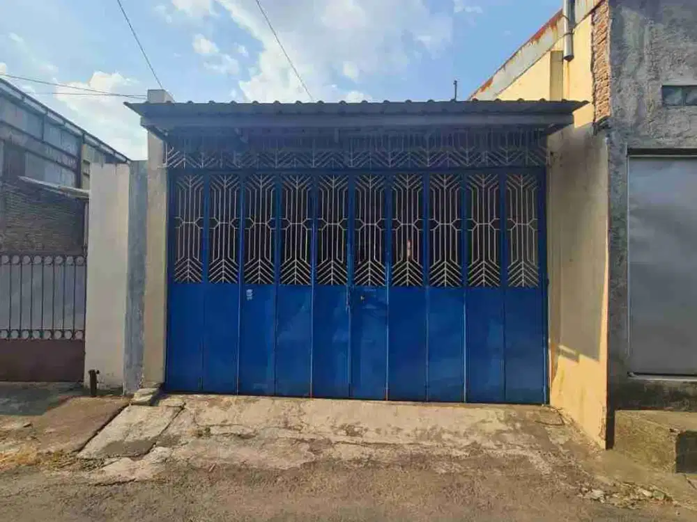 Dijual Rumah Siap Pakai Tengah Kota, Lokasi Super Strategis Dekat Ke mana-mana. Kondisi Bersih Siap Pakai