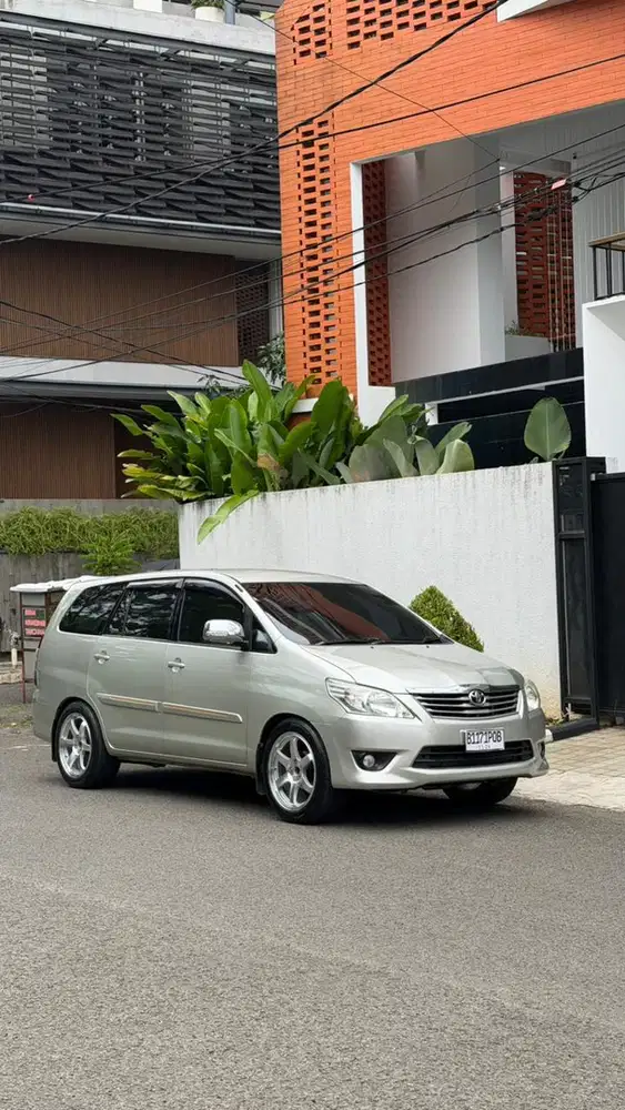 Toyota Kijang 2011 Bensin