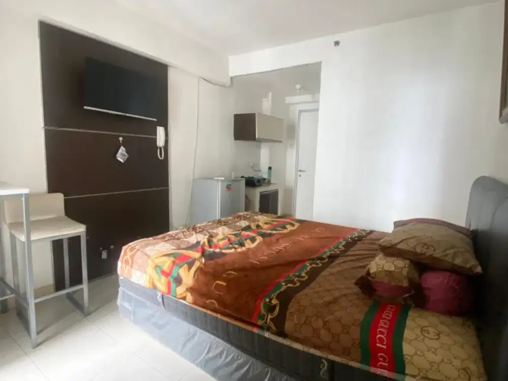 Apartemen Green Bay Pluit Tipe Studio Full Furnished View Kolam Uk. 21 M2