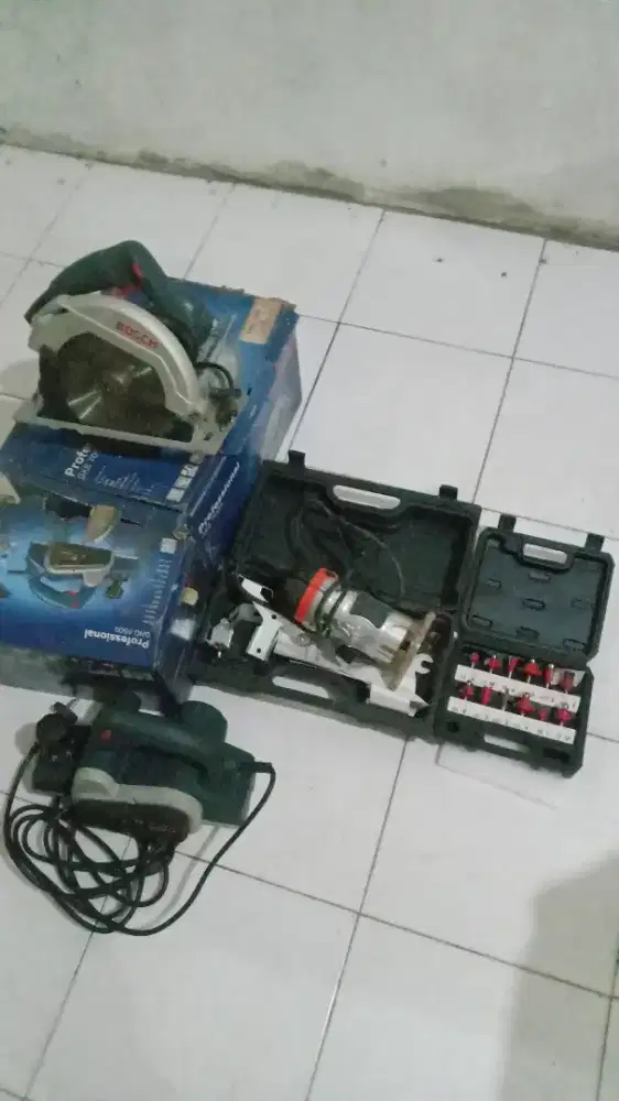 Di jual mesin perlengkapan tukang kayu