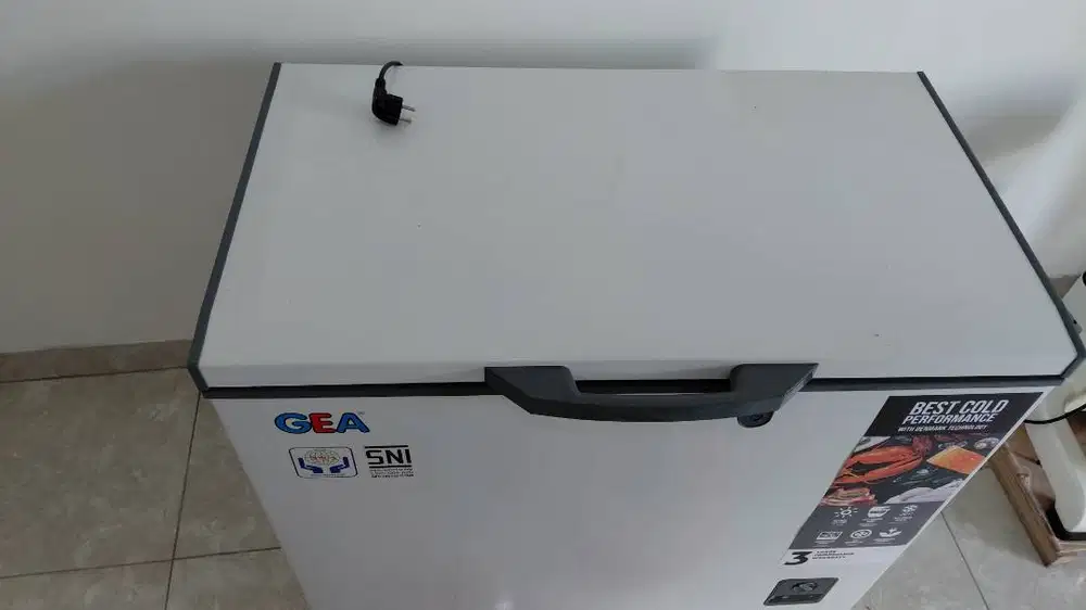 GEA Chest Freezer AB-226 R
