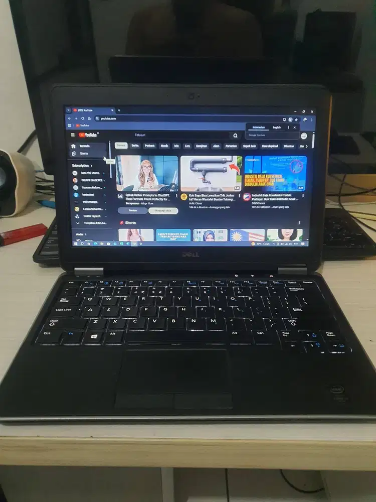 Jual Laptop Dell E7240 Mulus Lengkap Dengan Powerbank Dell