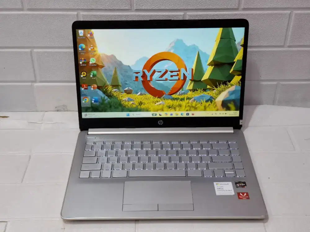 Laptop HP 14s- dk0xxx AMD Ryzen 5 3500U /RAM 8GB/ SSD 512GB