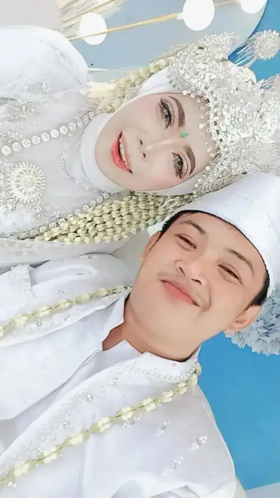 Sedang mencari kerjaan sampingan