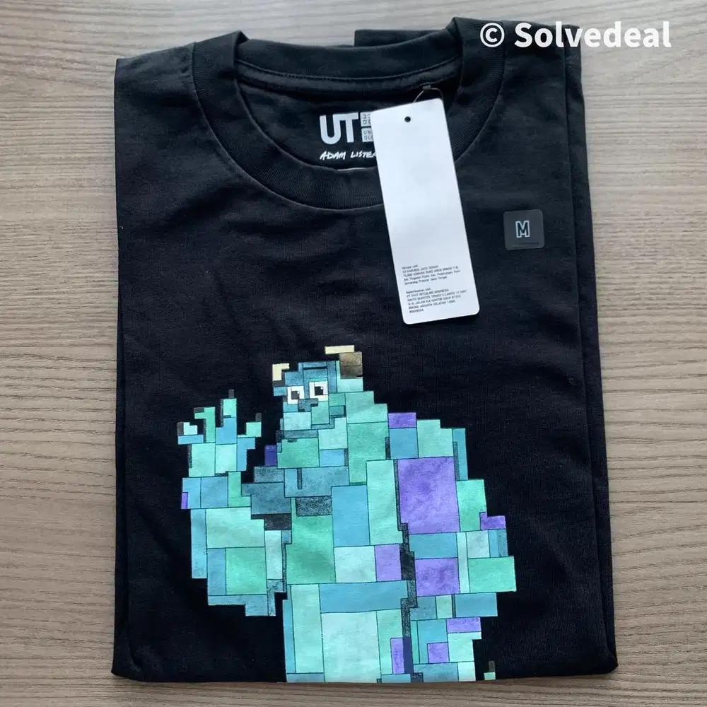 Kaos Uniqlo Disney Pixar Art Sulley Adam Lister Hitam