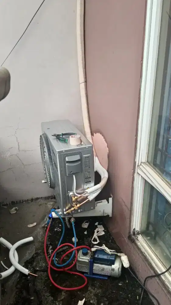 SERVIS AC MESIN CUCI KULKAS DLL