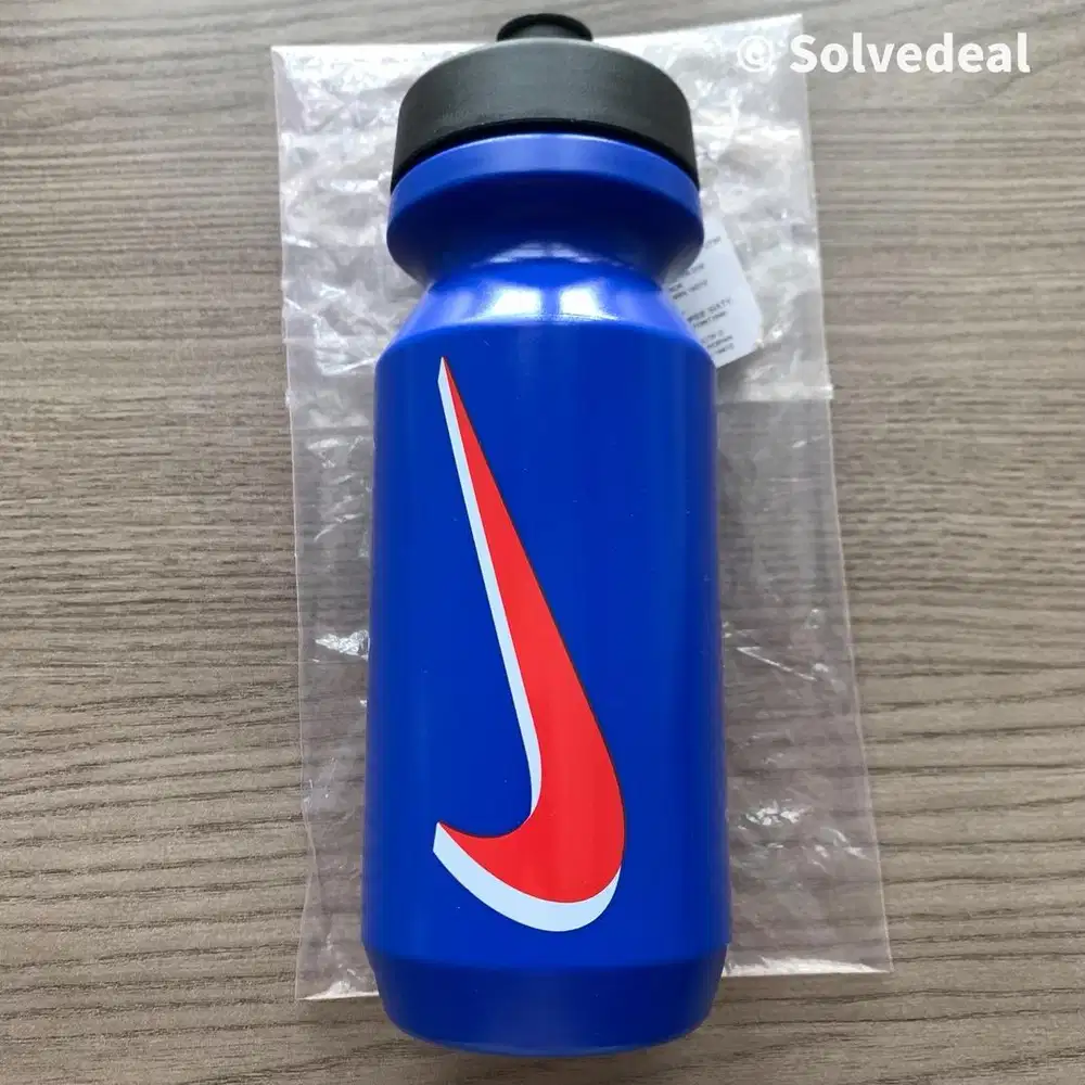 Botol Minum Nike Graphic Water Bottle Biru