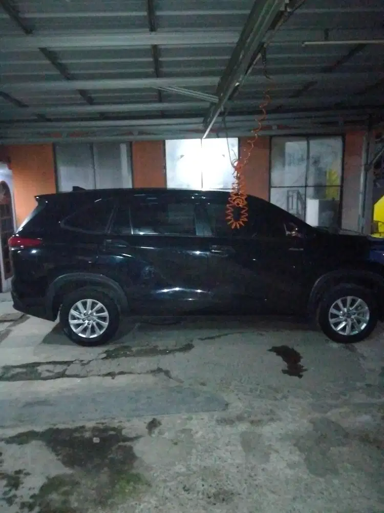 Toyota Kijang Innova 2023 Bensin