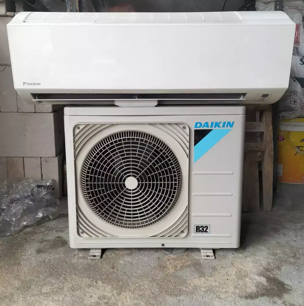 Daikin 1/2pk low watt R32