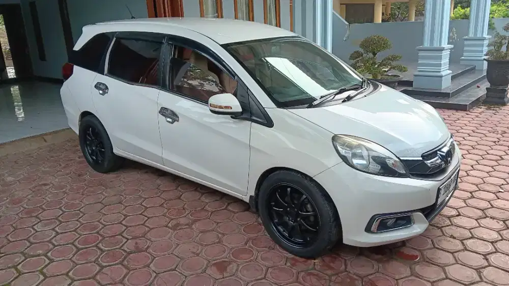 Honda Mobilio E 2015 manual