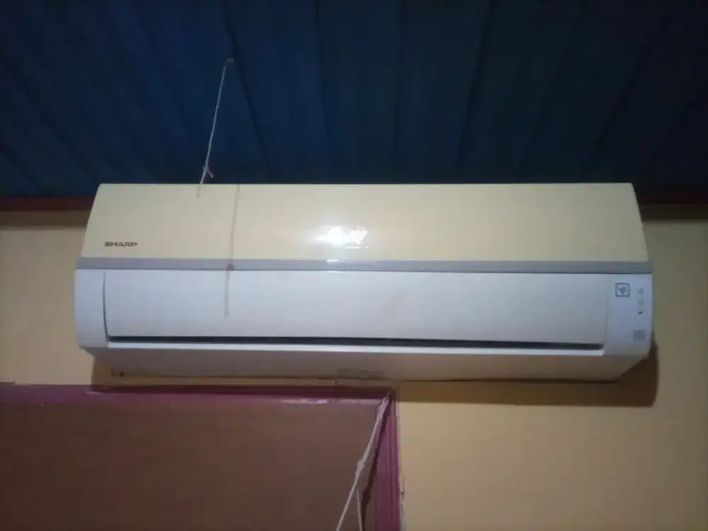 AC split 1/2 PK Merk SHARP