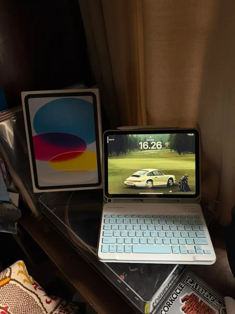 ipad gen 10 256gb wifi only ibox + keyboard mills dan pen