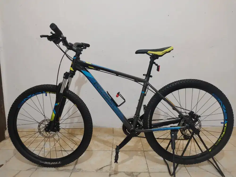 Sepeda Gunung Polygon Casecade 3 2019