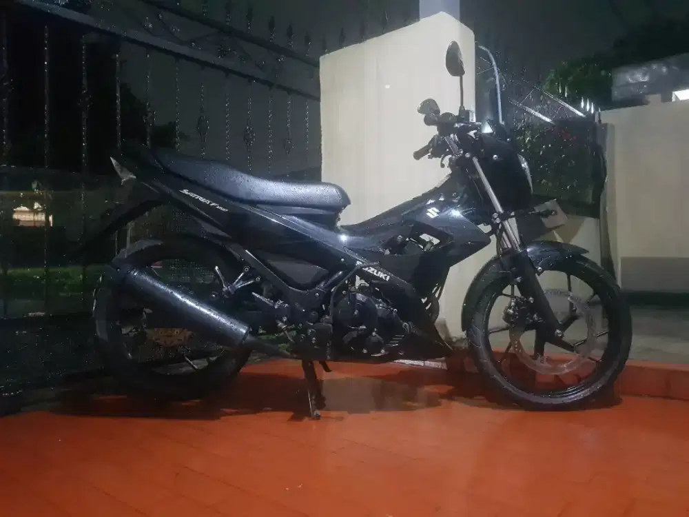 Suzuki Satria FU Black Predator