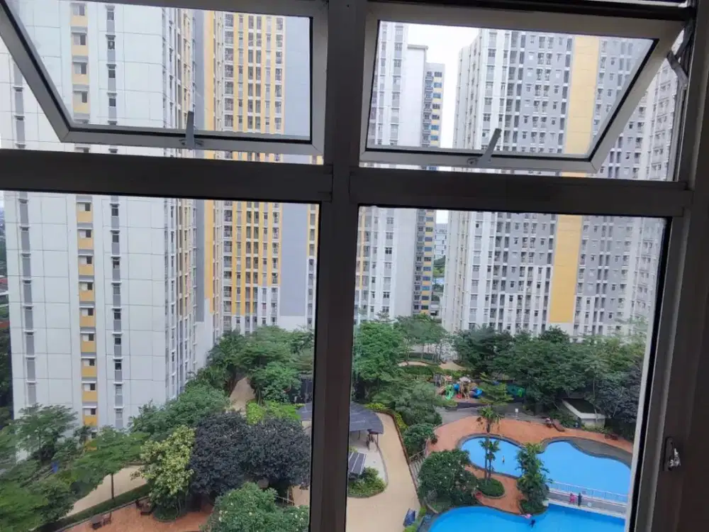 Disewakan Apartemen Springlake Summarecon Bekasi Unit 3 Bed Room Unfurnished View Pool Posisi Hoek Pojok