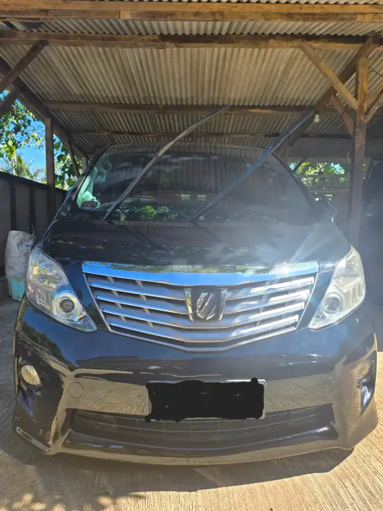 Toyota Alphard tahun 2010