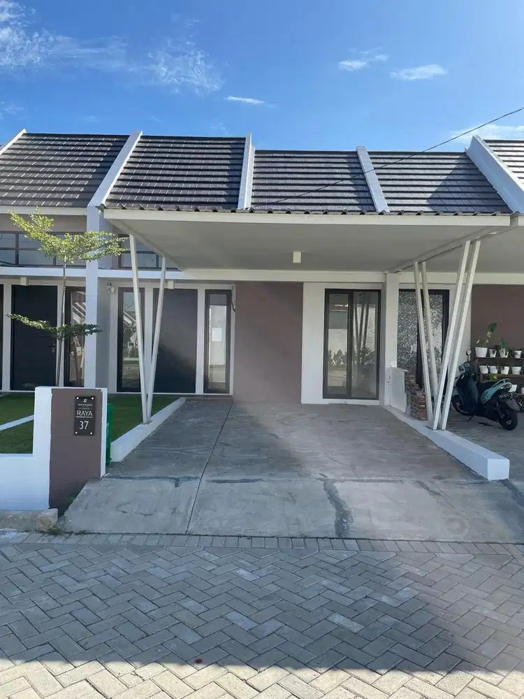 Dijual Rumah Oper Kredit/Cash