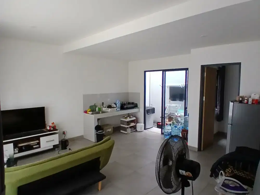 DIJUAL HARGA BAGUS RUMAH@YUTHICA BSD 4 KAMAR LOKASI STRATEGIS BANGET