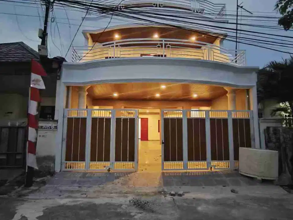 dijual rumah 3 lantai di Kemang kota Bekasi
