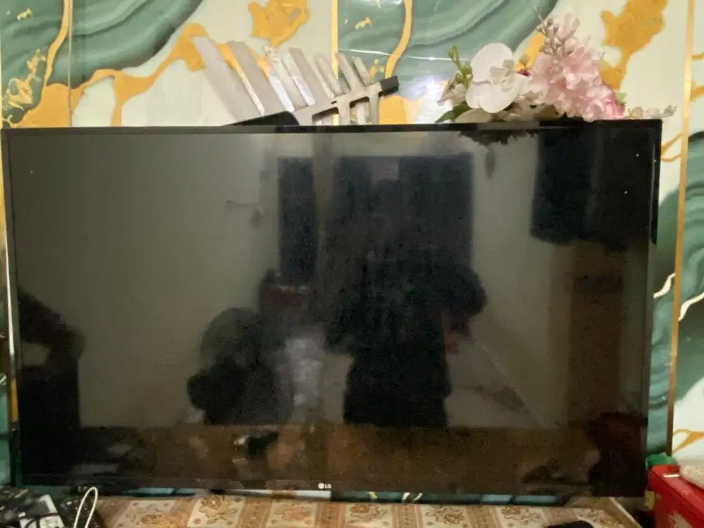 Dijual cepat televisi LG