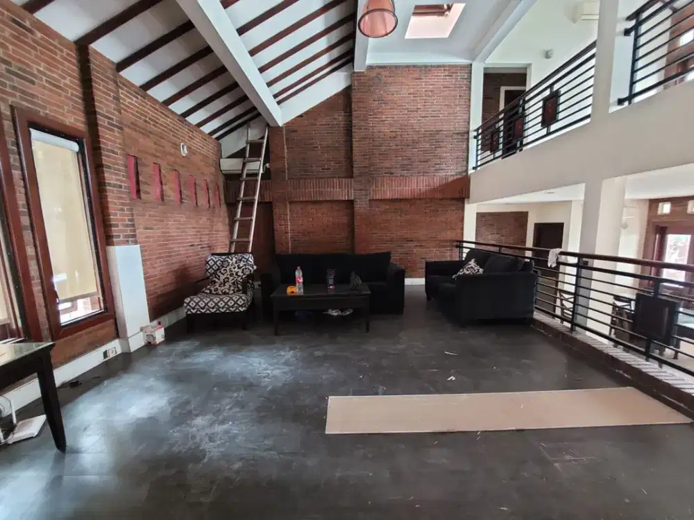 Rumah Mewah 3 Lantai Di Maleo Raya Ada Swimming Pool Puri Bintaro Kebayoran