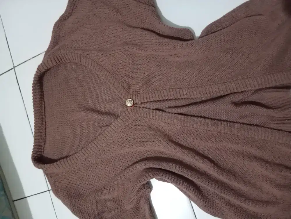 cardigan wanita coklat