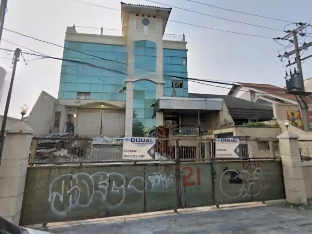 Gedung Komersial Premium Hitung Tanah